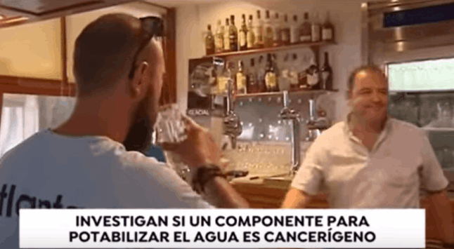 video sobre Imagen del video sobre los peligros del agua potable del grifo y los contaminantes que contiene